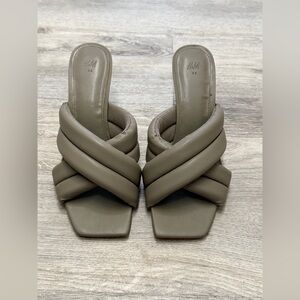 H&M Women's Taupe Heels